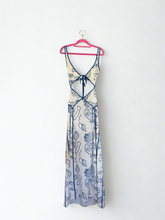 Load image into Gallery viewer, MERMAID SABROSA MAXI DRESS
